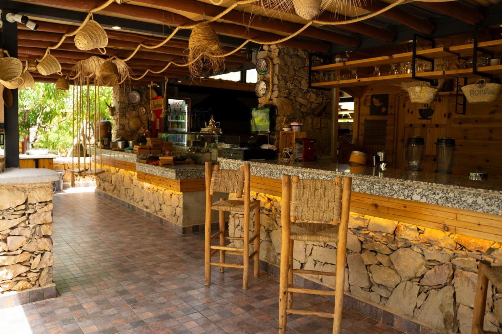 Riad Bella Montana Aïn Cheggag エクステリア 写真
